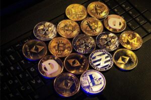 Muğla Cumhuriyet Başsavcısı Mehmet Nadir Yağcı, kripto para platformu Vebitcoin'e