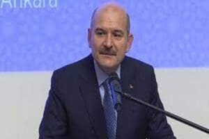 S&ouml;zc&uuml; yazarı Saygı &Ouml;zt&uuml;rk, Sedat Peker'den ayda 10 bin dolar