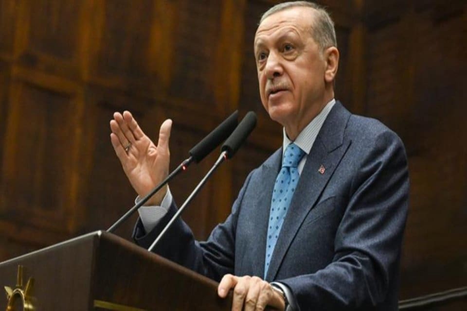Cumhurbaşkanı Erdoğan, muhalefete tepki g&ouml;stererek se&ccedil;imle ilgili yetkinin kimde olduğunu