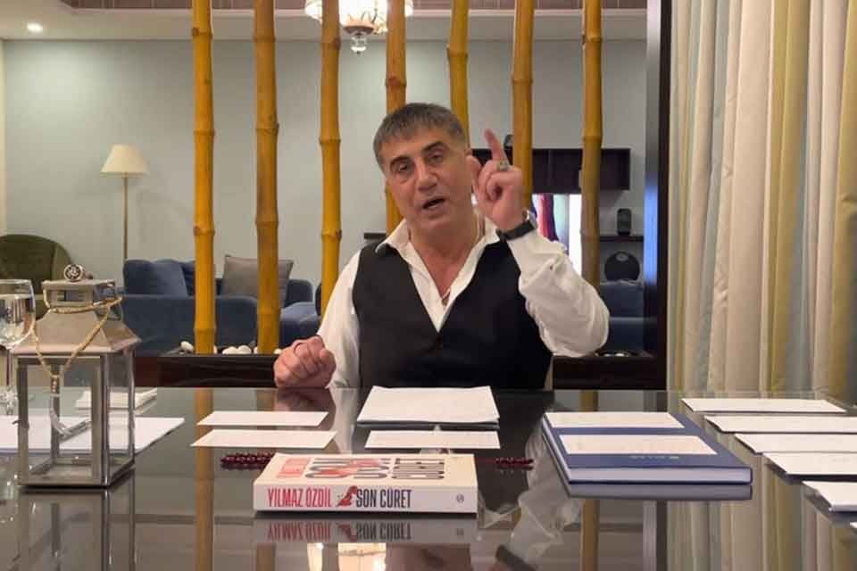 Gazeteci Barış Pehlivan, Emniyet Genel M&uuml;d&uuml;rl&uuml;ğ&uuml;'n&uuml;n Sedat Peker'in avukatı Ersan