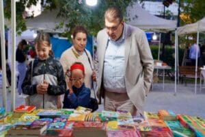 Seferihisar Belediyesi tarafından d&uuml;zenlenen Seferihisar Kitap G&uuml;nleri b&uuml;y&uuml;k bir katılımla
