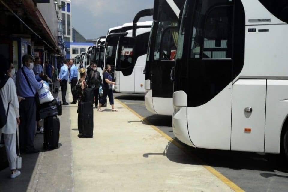 Akaryakıttaki fiyat artışları sonrası, şehirlerarası otob&uuml;s bilet fiyatlarına da y&uuml;zde