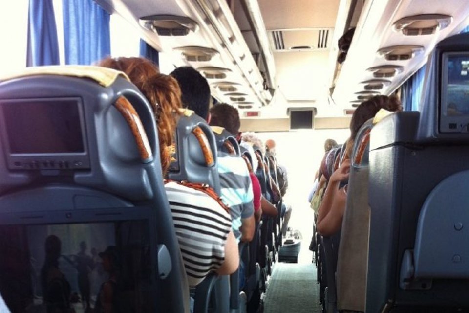 Bayram &ouml;ncesi kara ve hava yolu ulaşımına y&uuml;zde 40 ila