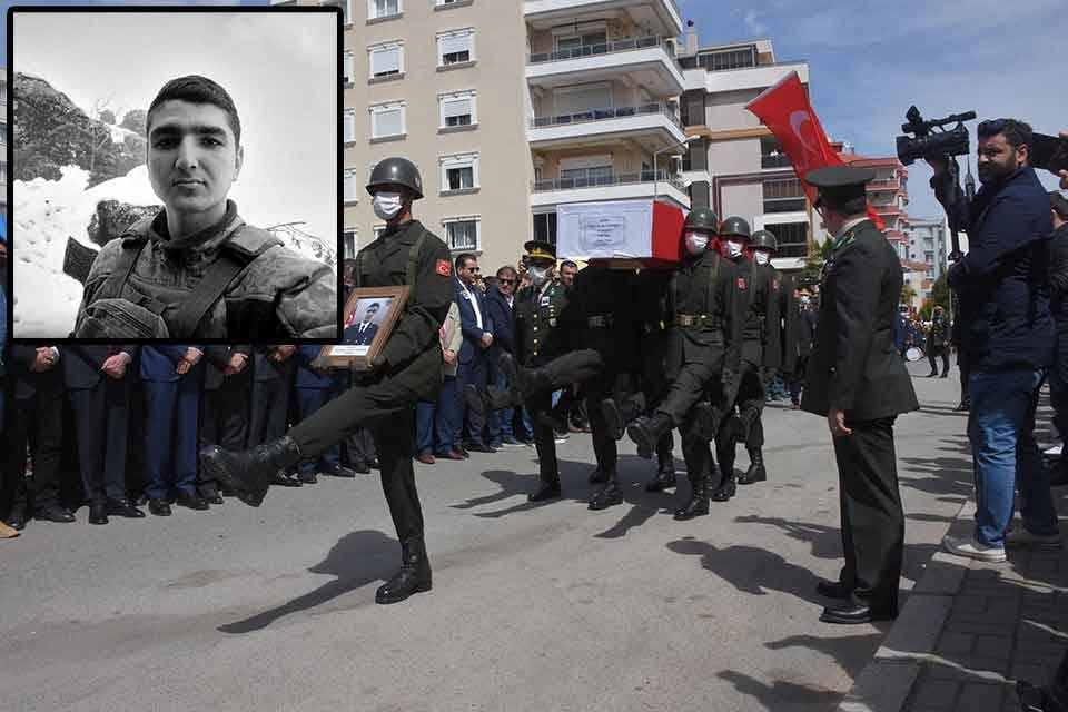 HAKKARİ'nin Derecik il&ccedil;esinde, arama- tarama faaliyeti sırasında Hacıbey &Ccedil;ayı'na d&uuml;ş&uuml;p