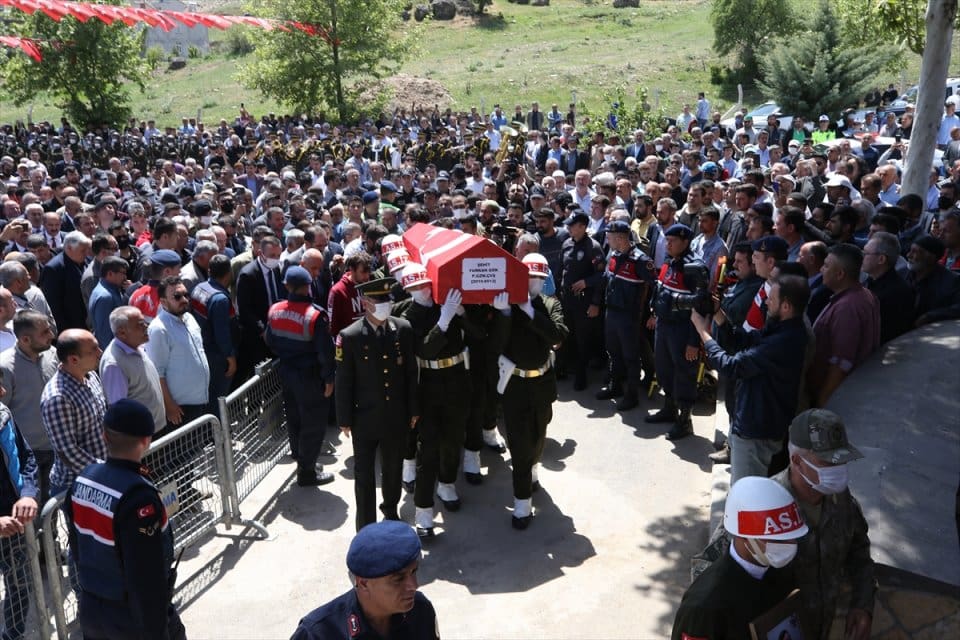 Pen&ccedil;e-Kilit Operasyonu'nda 24 yaşında şehit olan Piyade Uzman &Ccedil;avuş Furkan