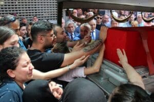 Pen&ccedil;e-Kilit operasyon b&ouml;lgesinde, ter&ouml;ristlerle &ccedil;ıkan &ccedil;atışmada şehit olan Piyade Uzman