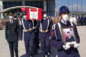 Ağrı&rsquo;nın Doğubayazıt il&ccedil;esinde, Eren-15 Operasyonu'nda &ccedil;ıkan &ccedil;atışmada şehit olan Jandarma