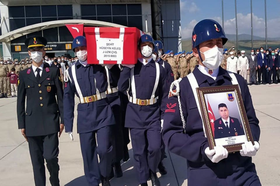 Ağrı&rsquo;nın Doğubayazıt il&ccedil;esinde, Eren-15 Operasyonu'nda &ccedil;ıkan &ccedil;atışmada şehit olan Jandarma