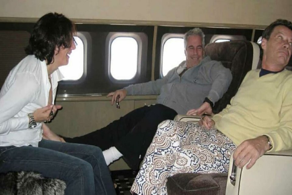 ABD'li iş insanı Jeffrey Epstein'ın genç kadınlara cinsel istismar, cinsel