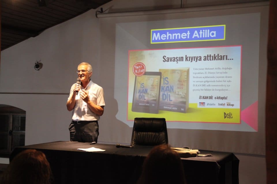 Sel&ccedil;uk Efes Kent Belleği&rsquo;nde Yazar Mehmet Atilla&rsquo;nın İskandil kitabının tanıtım