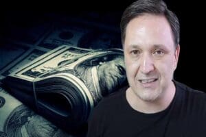 Ekonomist Sel&ccedil;uk Ge&ccedil;er'in dolar / TL'yle ilgili değerlendirmeleri dikkati &ccedil;ekti.