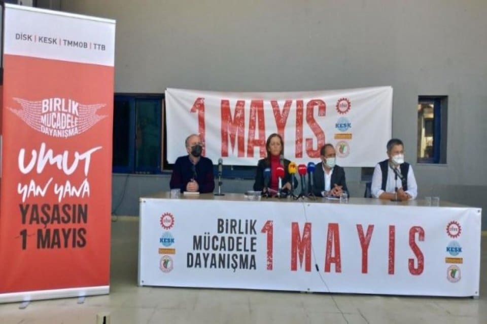 DİSK, KESK, TMMOB ve TTB İstanbul'da TMMOB Mimarlar Odası B&uuml;y&uuml;kkent