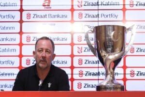 Ziraat T&uuml;rkiye Kupası'nın finalinde yarın Fraport-TAV Antalyaspor'la karşılaşacak S&uuml;per Lig