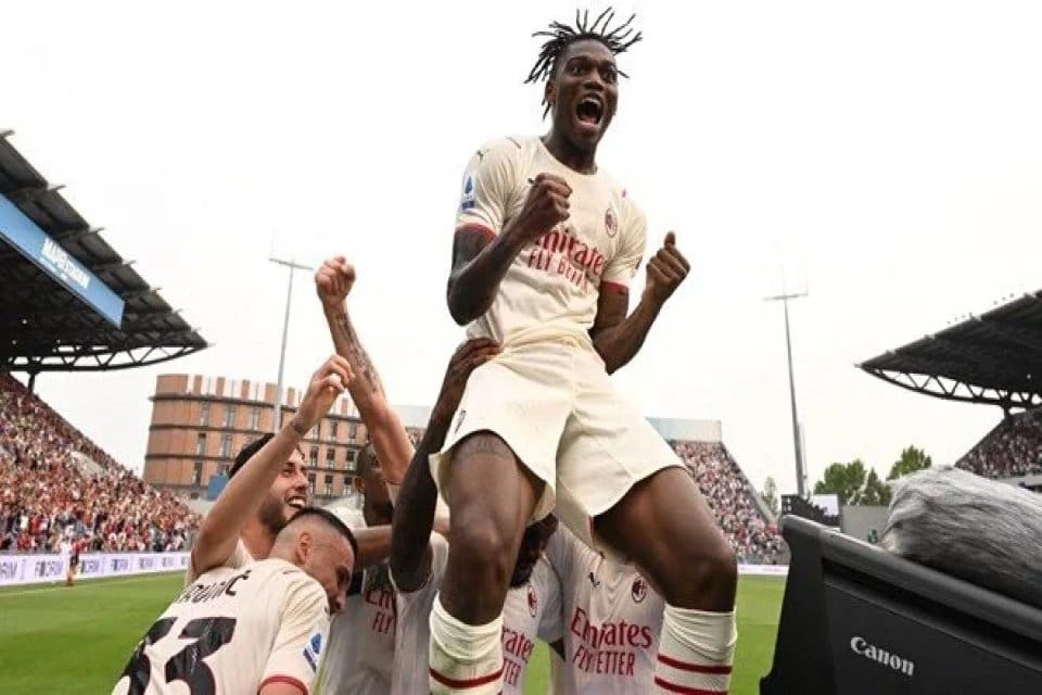 İtalya Birinci Futbol Ligi Serie A'nın son haftasında deplasmanda Sassuolo'yu