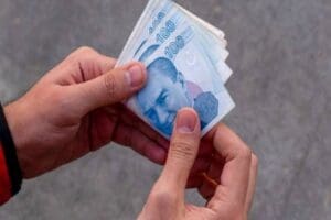 Sosyal G&uuml;venlik Başuzmanı İsa Karakaş, Emeklilikte Yaşa Takılanlar (EYT) &ccedil;er&ccedil;evesinde