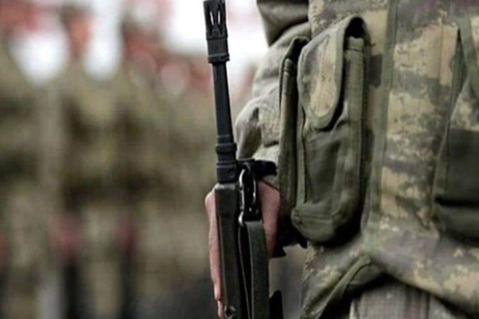 Irak'ın kuzeyindeki &uuml;s b&ouml;lgesinde silah arkadaşını &ouml;ld&uuml;ren Uzman &Ccedil;avuş Ertuğrul