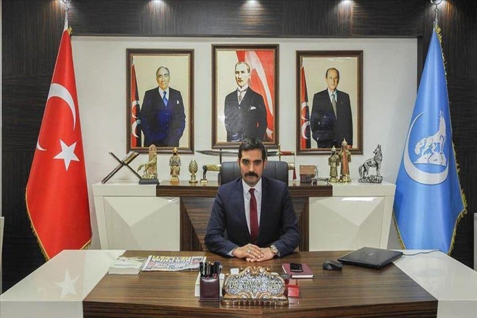 Eski &Uuml;lk&uuml; Ocakları Eğitim ve K&uuml;lt&uuml;r Vakfı Başkanı ve Hacettepe