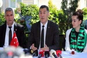 Ata İttifakı Cumhurbaşkanı Adayı Sinan Oğan, Denizli'de se&ccedil;im &ccedil;alışması ger&ccedil;ekleştirdi.