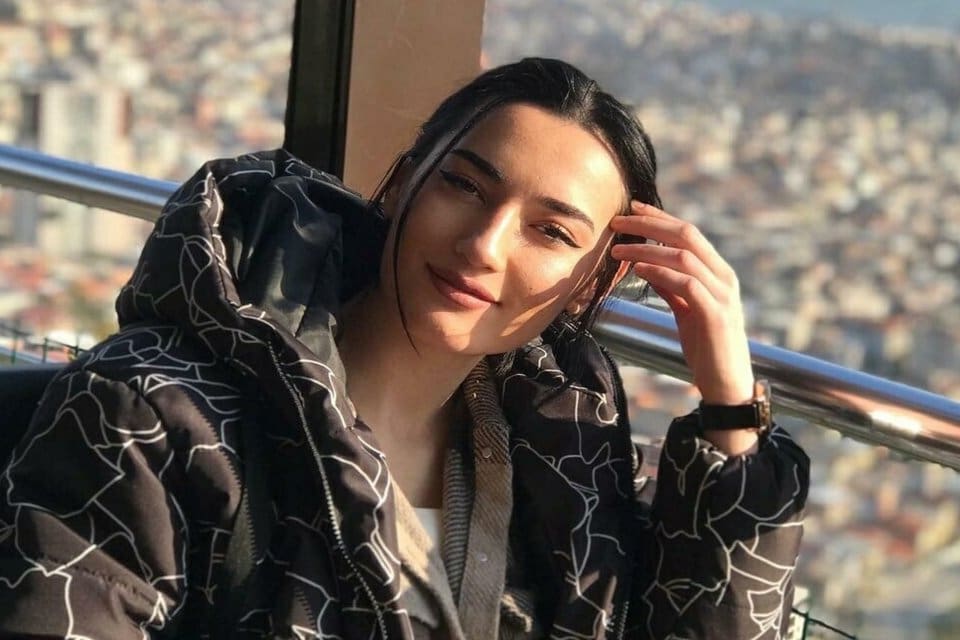 İZMİR'de, iş g&ouml;r&uuml;şmesine gidip d&ouml;nmeyen, 1 g&uuml;n sonra hastanede &ouml;ld&uuml;ğ&uuml;