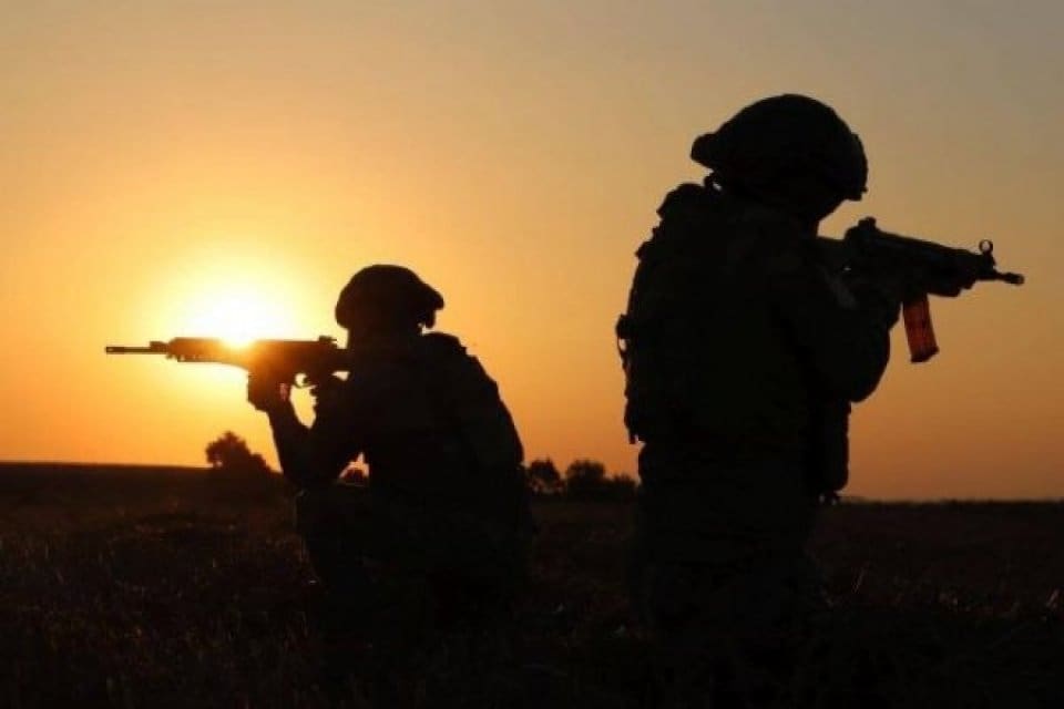 Milli Savunma Bakanlığı (MSB), yasa dışı yollarla Yunanistan'dan T&uuml;rkiye'ye girmeye