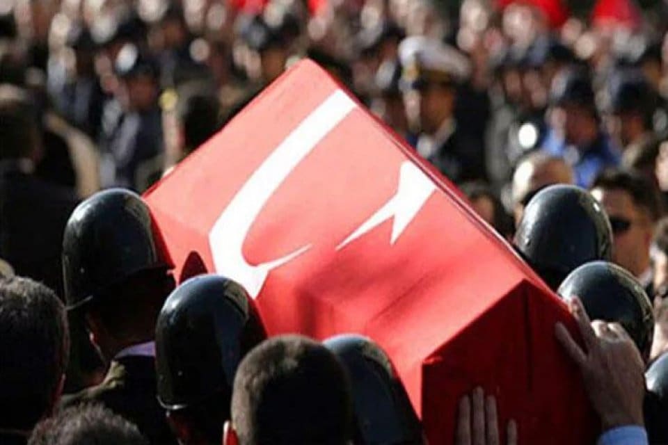 Milli Savunma Bakanlığı (MSB), Şanlıurfa Ak&ccedil;akale'de ter&ouml;ristlerce d&ouml;şenen el yapımı
