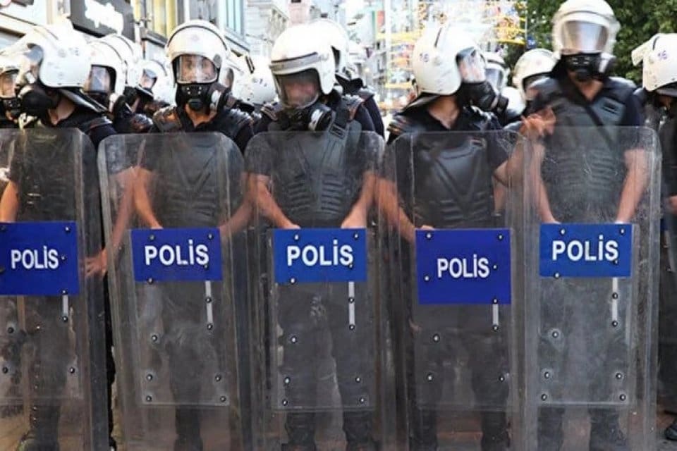 Şırnak Valiliği, 14 Aralık saat 00.01&rsquo;den ge&ccedil;erli olmak &uuml;zere 7