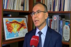 Gazi &Uuml;niversitesi Deprem M&uuml;hendisliği Uygulama ve Araştırma Merkezi'nde g&ouml;revli Do&ccedil;.