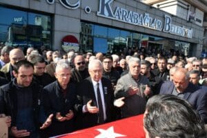 Yaşamını yitiren Karabağlar Belediyesi Eski Başkanı Kasım Sıtkı K&uuml;r&uuml;m son