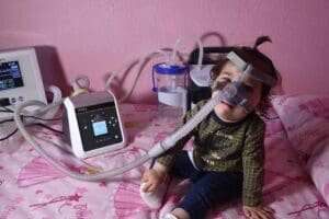 İzmir'de Spinal M&uuml;sk&uuml;ler Atrofi (SMA) Tip 1 hastası Cennet Su