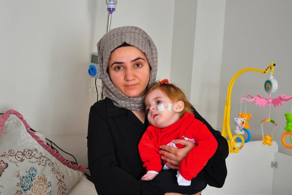 Manisa'nın Turgutlu il&ccedil;esinde 2 yaşındaki Spinal Musk&uuml;ler Atrofi (SMA) Tip