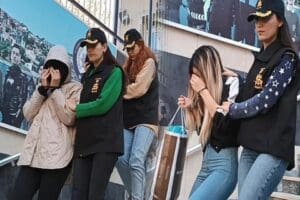 İstanbul&rsquo;da hukuk b&uuml;rosundan aradıklarını s&ouml;yledikleri vatandaşlara "Borcunuzdan dolayı yasal işlem
