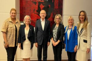 CHP Genel Başkanı Kemal Kılı&ccedil;daroğlu, son bir yıl i&ccedil;inde partiye