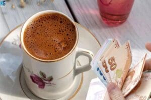 Son bir yılda zam &uuml;st&uuml;ne zam g&ouml;ren T&uuml;rk kahvesine ge&ccedil;en