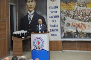 Belediye-İş Sendikası eski İzmir şube başkanlarından 72 yaşındaki Haşim Candan,
