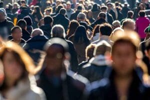 Ipsos araştırmasına g&ouml;re T&uuml;rkiye 30 &uuml;lke i&ccedil;inde insanların birbirine duyduğu