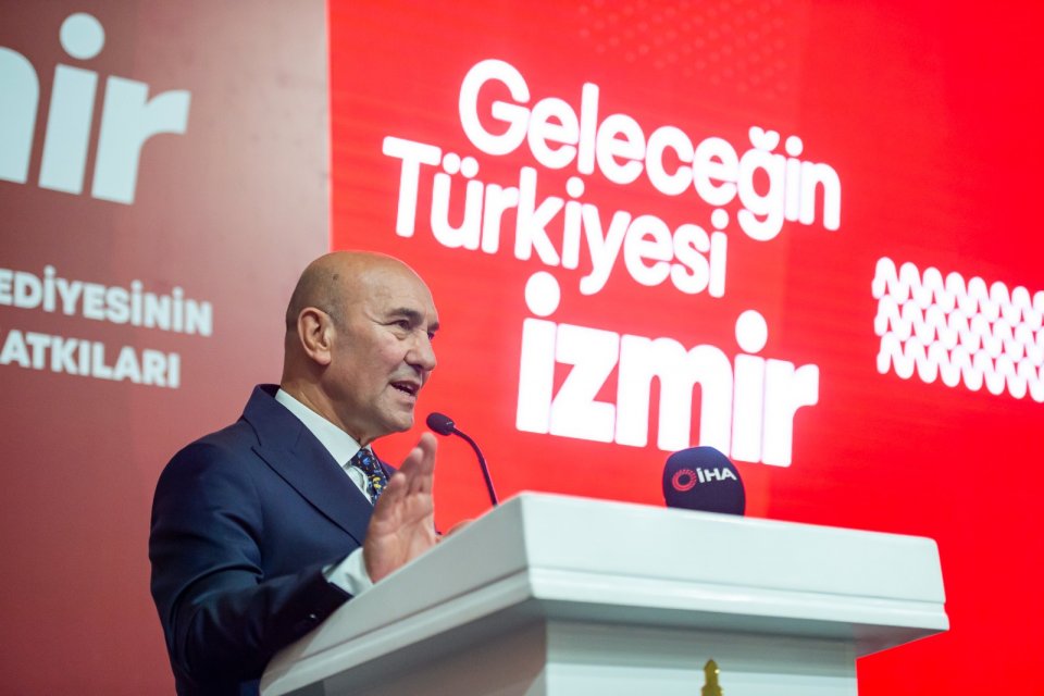 İzmir Büyükşehir Belediye Başkanı Tunç Soyer, Ekonomi Muhabirleri Derneği (EMD)