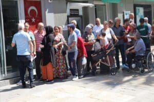 Cumhurbaşkanı Recep Tayyip Erdoğan'ın a&ccedil;ıkladığı Cumhuriyet tarihinin en b&uuml;y&uuml;k sosyal