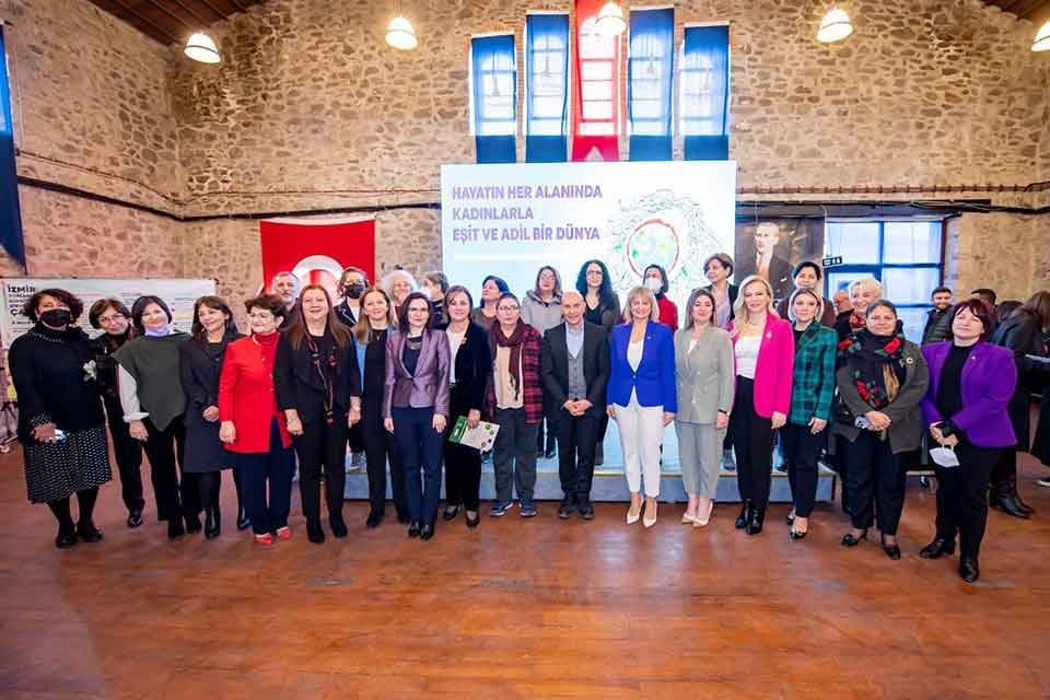 İzmir B&uuml;y&uuml;kşehir Belediyesi&rsquo;nin 8 Mart D&uuml;nya Kadınlar G&uuml;n&uuml; kapsamında d&uuml;zenlediği