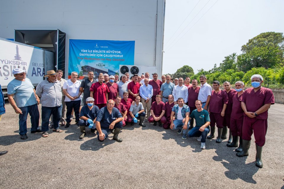 İzmir Büyükşehir Belediye Başkanı Tunç Soyer yapımı tamamlanan Tire Mezbahası'nı