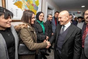 İzmir B&uuml;y&uuml;kşehir Belediye Başkanı Tun&ccedil; Soyer, 1. Mezopotamya Turizm ve