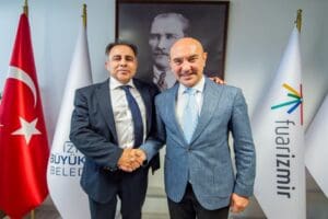 İzmir B&uuml;y&uuml;kşehir Belediye Başkanı Tun&ccedil; Soyer deniz turizmine ivme kazandıracak