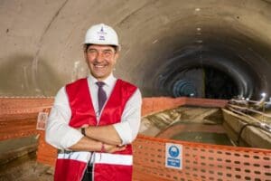 İzmir B&uuml;y&uuml;kşehir Belediye Başkanı Tun&ccedil; Soyer, yapımı y&uuml;zde 77 oranında