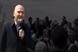 İ&ccedil;işleri Bakanı S&uuml;leyman Soylu, &Uuml;mraniye&rsquo;de Trabzon Şalpazarı Dernekler Federasyonu&rsquo;nun d&uuml;zenlediği