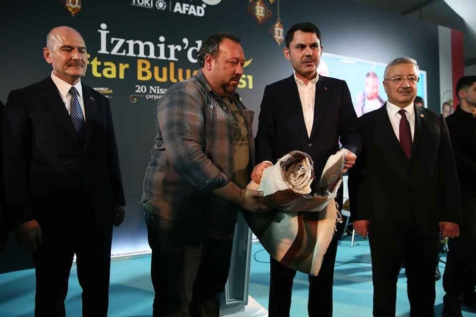 İ&ccedil;işleri Bakanı S&uuml;leyman Soylu İzmir programı kapsamında Seferihisar il&ccedil;esindeki Polis