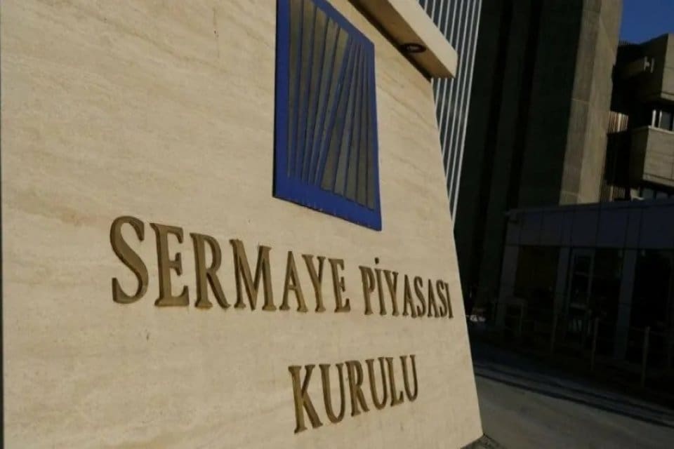 SPK, Maraş merkezli depremler nedeniyle yeni kararlar aldı. Karara g&ouml;re
