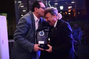 Bornova Belediye Başkanı Dr. Mustafa İduğ, Bornova&rsquo;daki spor kul&uuml;plerinin y&ouml;neticileriyle