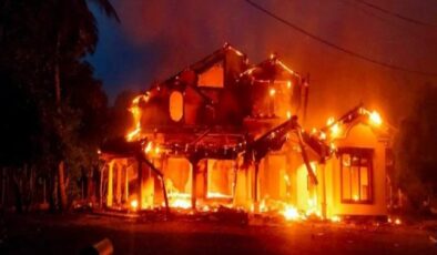 Sri Lanka'da siyasetçilerin evleri neden yakılıyor?​