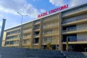 Elazığ Atat&uuml;rk Stadyumu&rsquo;nun adından Atat&uuml;rk kelimesi &ccedil;ıkarıldı. Stadın yeni ismi