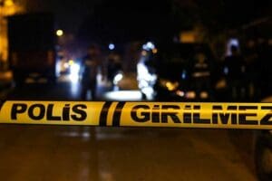 İZMİR'in Buca il&ccedil;esinde Hasan İncedayı (64), su kanalında &ouml;l&uuml; bulundu.&nbsp;