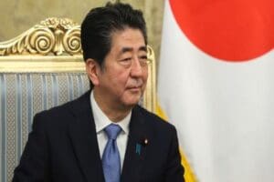 Japonya eski Başbakanı Şinzo Abe, uğradığı suikast girişimi sonucu hayatını